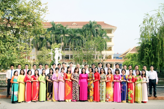 Đội ngũ cán bộ khoa tính đến tháng 10 năm 2017